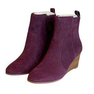 Violet & Red Women's Suede Wedge Heel Boot Burgundy Size 6 NWOB